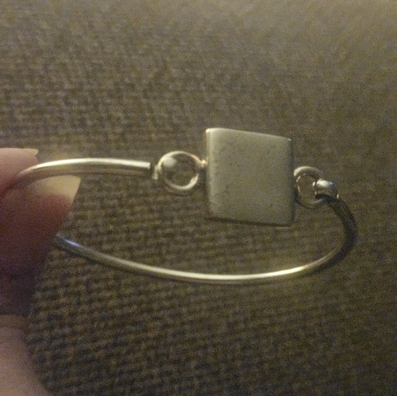 VINTAGE STERLING SET. BANGLE& RING W/THICK,SOLID SQUARE CENTER.RING SPINS!FAB!♡ - Picture 7 of 10